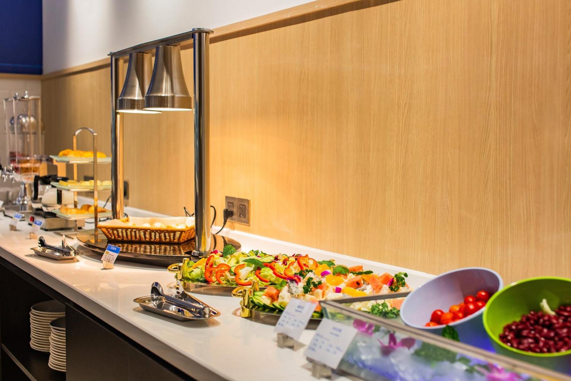 Holiday Inn Express Jiangmen Jianghai By Ihg Kültér fotó